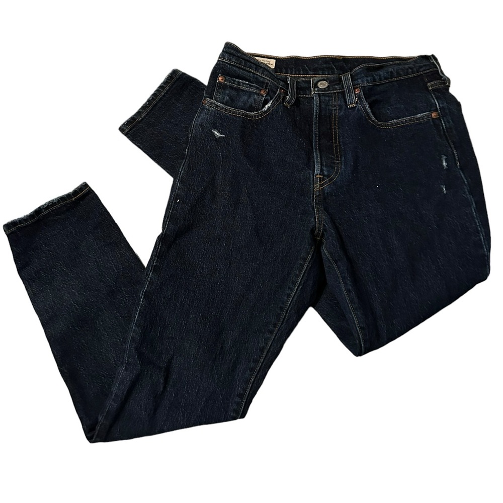 Levi’s Denim 501 Skinny Short Dark Wash Button Fly Premium Denim 27x28 Jeans.